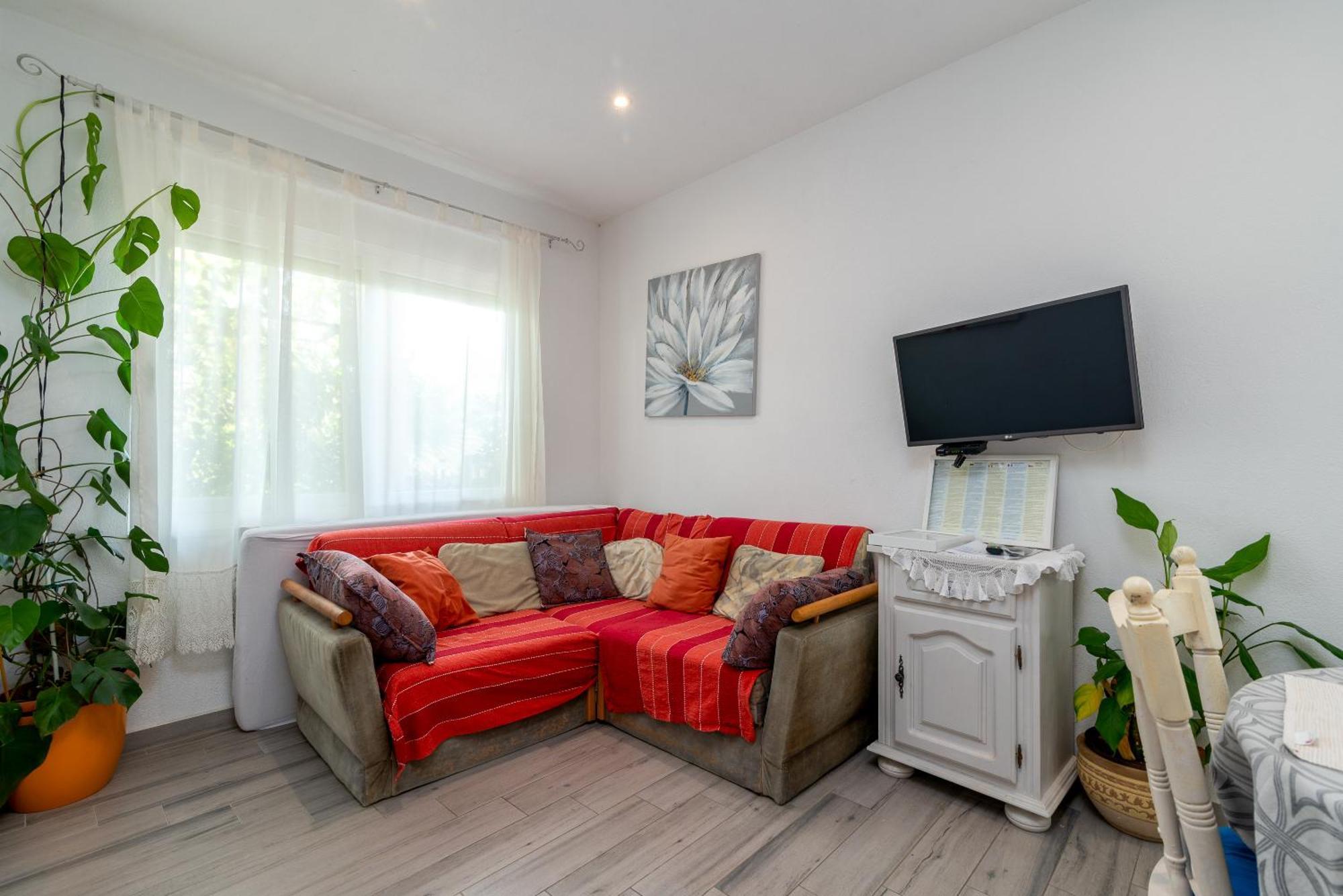 Apartman Duje โตรกีร์ ภายนอก รูปภาพ